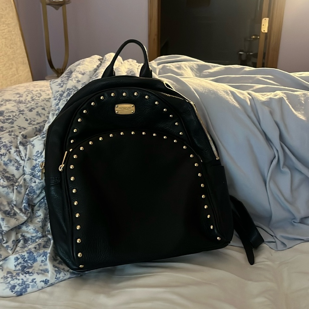 COPY - Michael Kors backpack